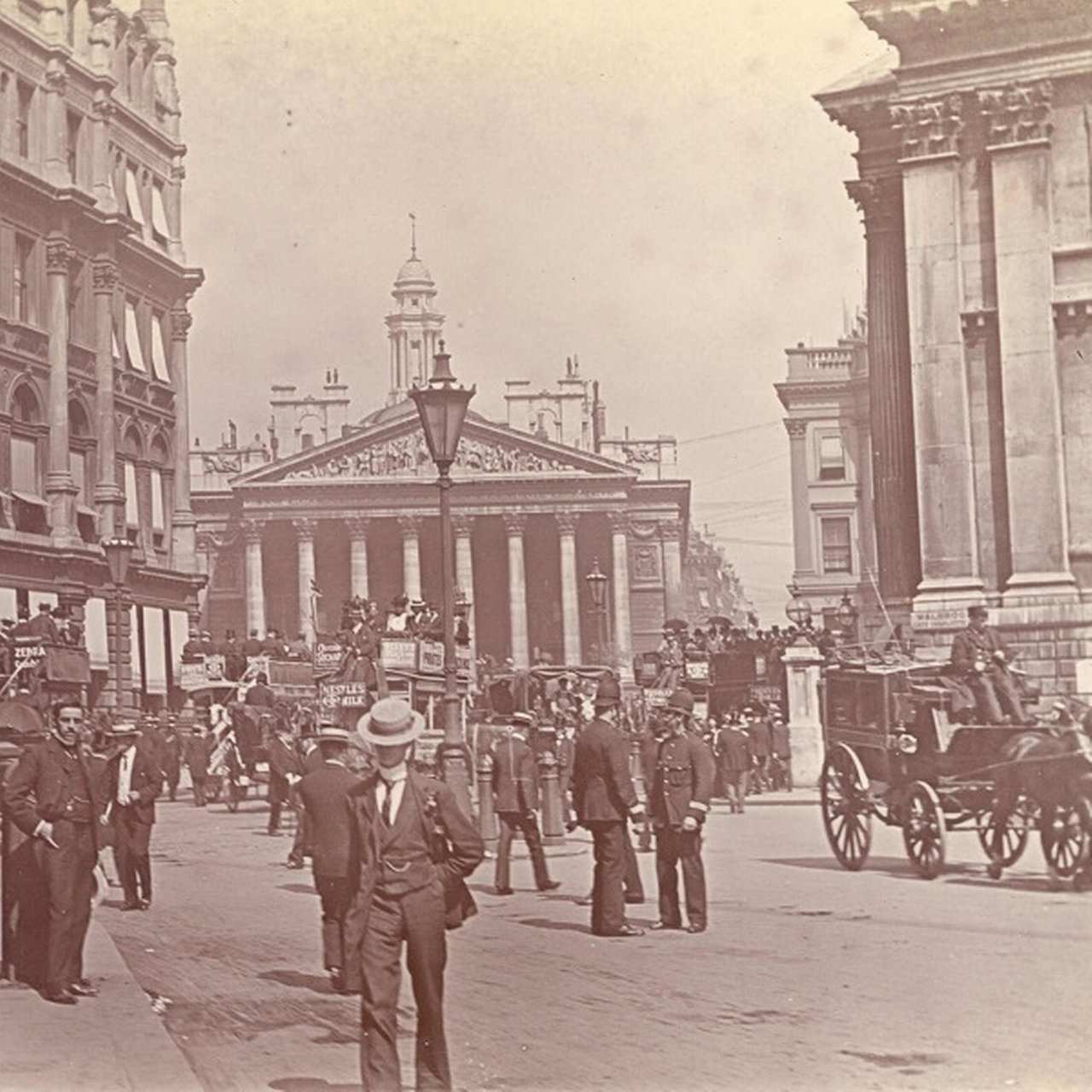 London-e.jpg